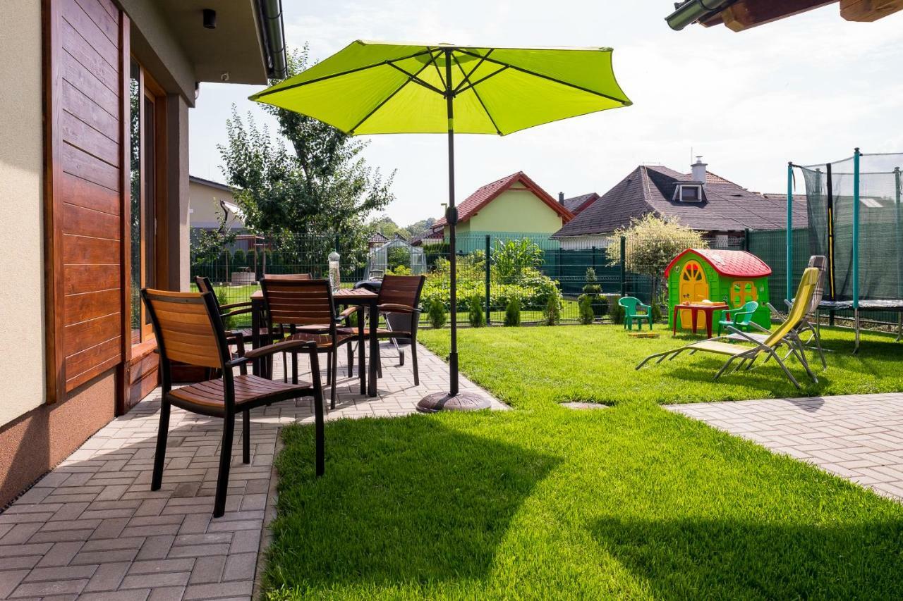 Apartmán Elejan Bešeňová Exteriér fotografie